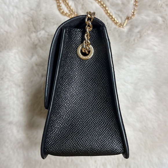 Coach black leather cross body bag with heavy gold chain - Picture 6 of 12